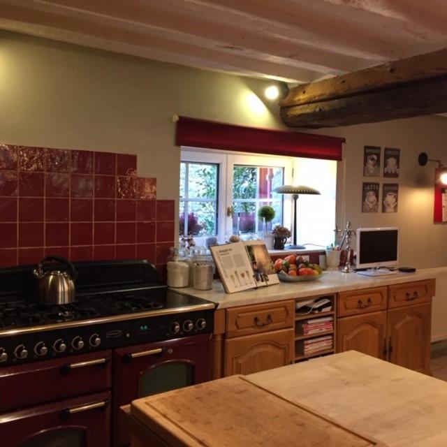 L'Ancien Pressoir Bed & Breakfast Menil-Hermei Bagian luar foto